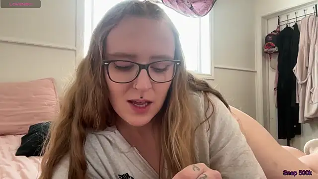 Snapshot of Pattyworld69 chatting on 03.26.26 Pattyworld69 online show from 03.26.26