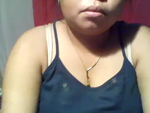 Snapshot of sweet_rhetta04 chatting on 10.15.25 sweet rhetta04 online show from 10.15.25