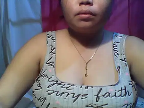 Snapshot of sweet_rhetta04 chatting on 10.17.25 sweet rhetta04 online show from 10.17.25