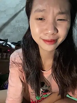 Snapshot of namicute chatting on 02.25.26 namicute online show from 02.25.26