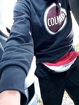 Snapshot of Arf097 chatting on 11.25.25 Arf097 online show from 11.25.25