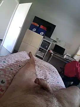 Snapshot of nico33000a chatting on 10.14.25 nico33000a online show from 10.14.25