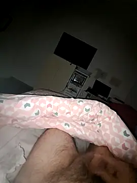 Snapshot of nico33000a chatting on 11.06.25 nico33000a online show from 11.06.25