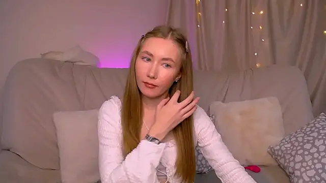 EllyColins online show from 11.13.25