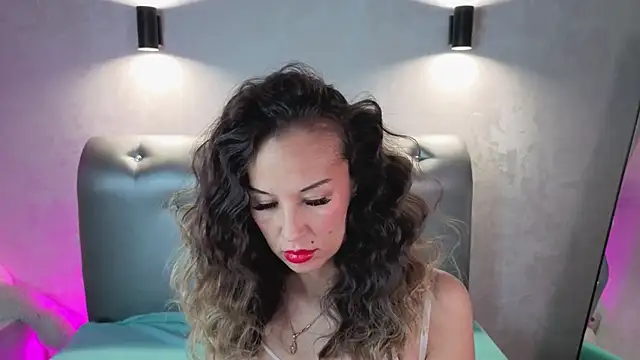 Jasmin Bridget online show from 12.21.25