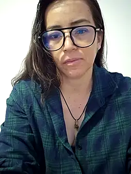 Lui Fer01 online show from 04.22.26