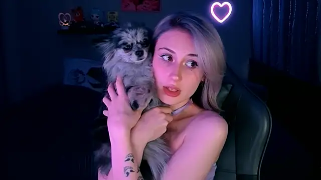 Snapshot of Keti_moon chatting on 06.19.26 Keti moon online show from 06.19.26