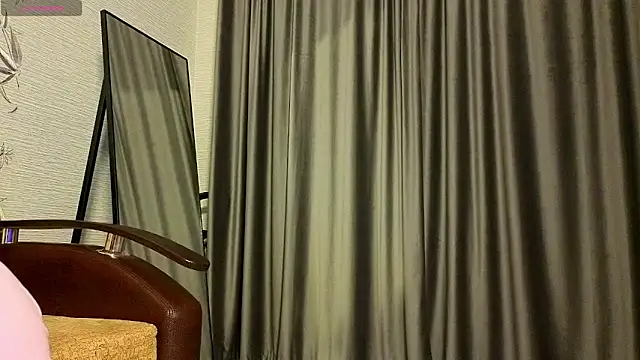 MissPompadure online show from 03.13.26