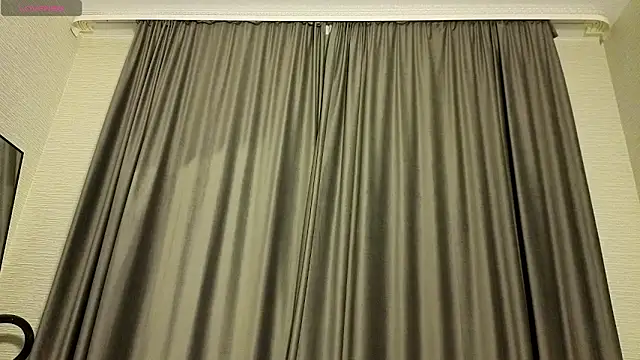 MissPompadure online show from 03.18.26