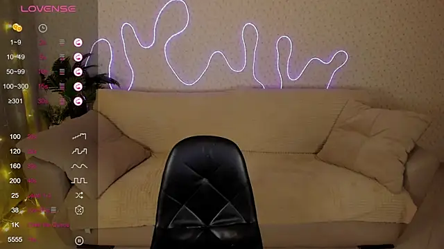 Lilith Sora online show from 12.18.25