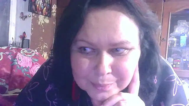 Snapshot of CharleeKendall chatting on 10.22.25 CharleeKendall online show from 10.22.25