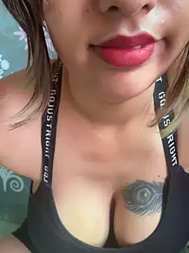 Snapshot of neelam_singh0 chatting on 06.23.26 neelam singh0 online show from 06.23.26