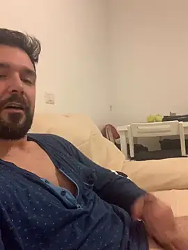 Snapshot of ReDiBastoni90 chatting on 02.04.26 ReDiBastoni90 online show from 02.04.26