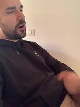 Snapshot of ReDiBastoni90 chatting on 02.23.26 ReDiBastoni90 online show from 02.23.26