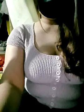 ZazaLy online show from 10.13.25