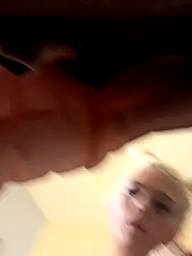 itspinkkk online show from 10.27.25