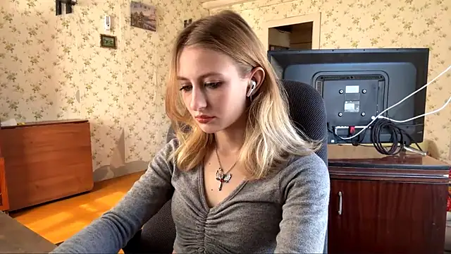 AmeliLia online show from 03.26.26