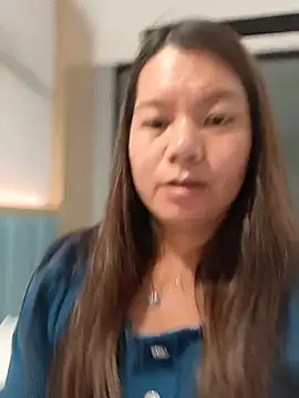 Snapshot of bbsaini chatting on 10.17.25 bbsaini online show from 10.17.25