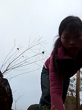 siusiu-00 online show from 12.04.25