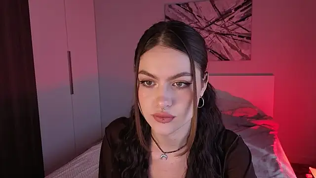 Snapshot of Miraa_Belle chatting on 10.21.25 Miraa Belle online show from 10.21.25