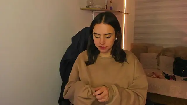 Snapshot of Emily_Lindey chatting on 10.19.25 Emily Lindey online show from 10.19.25