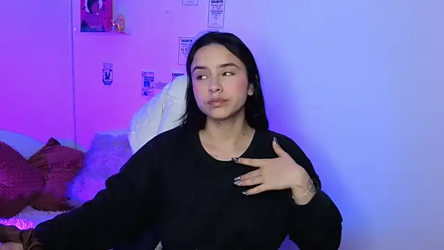 Emily Lindey online show from 04.11.26