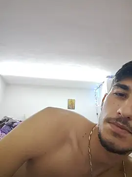 Snapshot of Nicolas_sexxxy chatting on 12.22.25 Nicolas sexxxy online show from 12.22.25