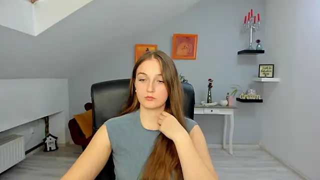 AnneWilsonn online show from 11.04.25