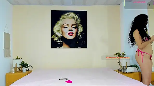 SSWEETSIINNN online show from 10.24.25