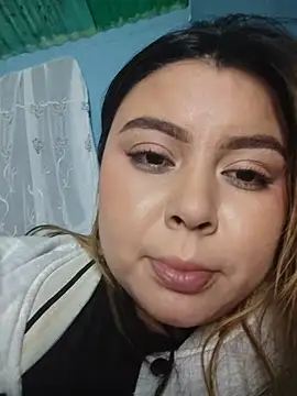 EliaStone05 online show from 12.20.25