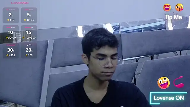 Desire4Duo online show from 11.20.25