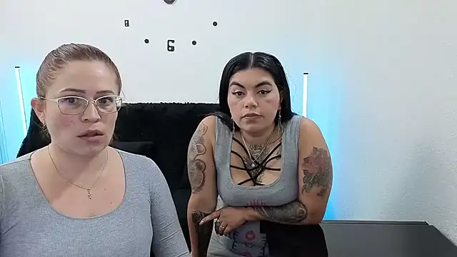 lesb milf online show from 09.21.25