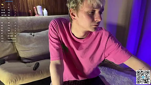 Snapshot of Logan_mett chatting on 05.16.26 Logan mett online show from 05.16.26