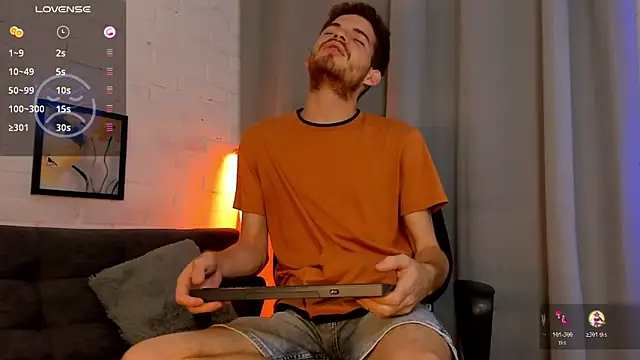 MATEO HUNTER online show from 10.31.25