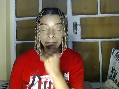 Snapshot of fifiqueen25 chatting on 11.09.25 fifiqueen25 online show from 11.09.25