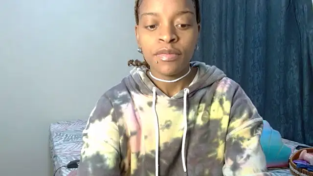 Snapshot of fifiqueen25 chatting on 03.22.26 fifiqueen25 online show from 03.22.26