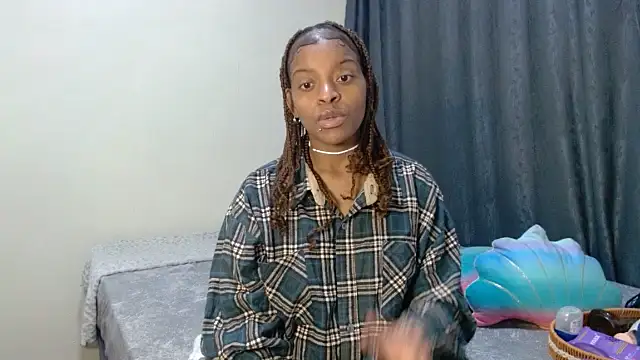Snapshot of fifiqueen25 chatting on 03.23.26 fifiqueen25 online show from 03.23.26