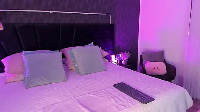 mariianna lopez  online show from 01.31.25