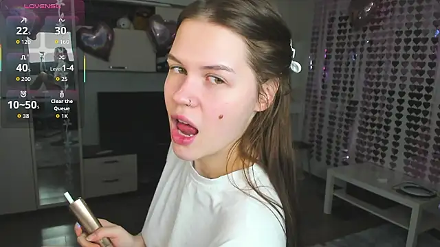 HeatherNextDoor online show from 02.10.26