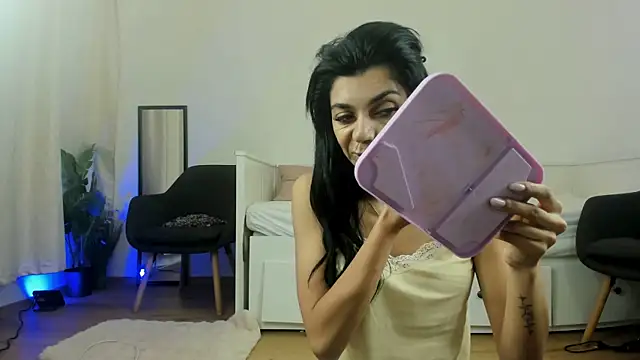 ReneeVoss online show from 02.19.26