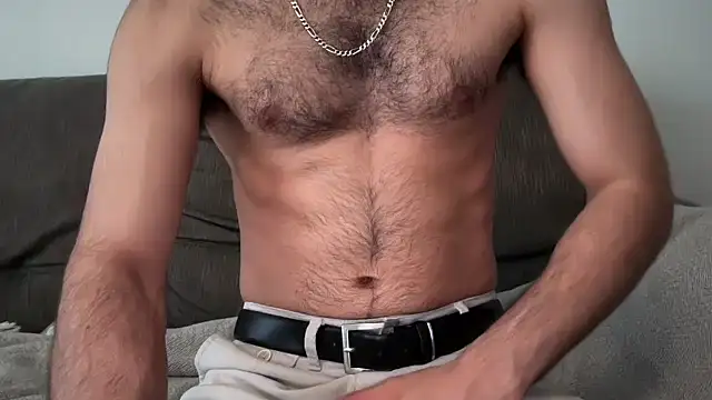 Snapshot of yournextguy chatting on 06.17.26 yournextguy online show from 06.17.26