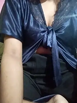 Snapshot of sexy-kiran6 chatting on 10.16.25 sexy-kiran6 online show from 10.16.25