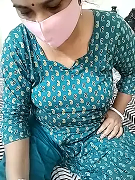 Snapshot of Hot_Boude chatting on 10.26.25 Hot Boude online show from 10.26.25