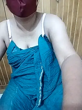 Snapshot of Hot_Boude chatting on 11.07.25 Hot Boude online show from 11.07.25