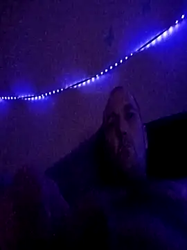 Snapshot of Pugz321 chatting on 11.20.25 Pugz321 online show from 11.20.25