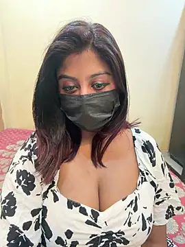 Snapshot of payal_mittal chatting on 05.07.26 payal mittal online show from 05.07.26