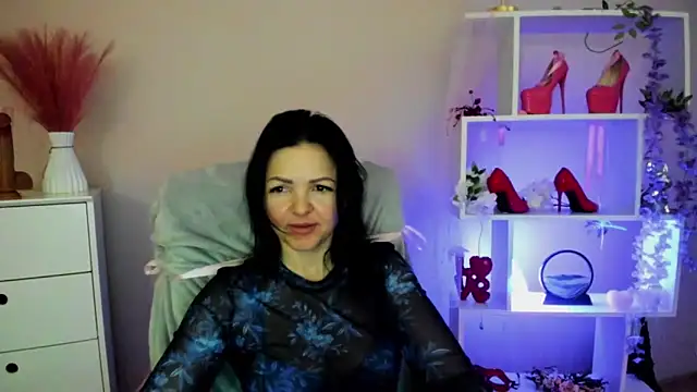 Mollybloom40 online show from 04.16.26