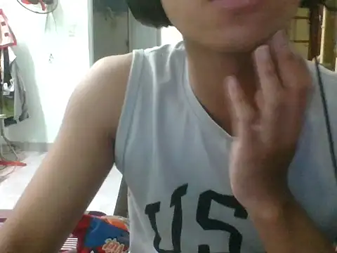 kave2033 online show from 10.16.25