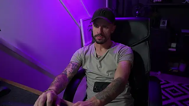 monsieurguitsxxx online show from 11.19.25