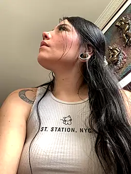 Snapshot of Sofi_torre chatting on 10.15.25 Sofi torre online show from 10.15.25